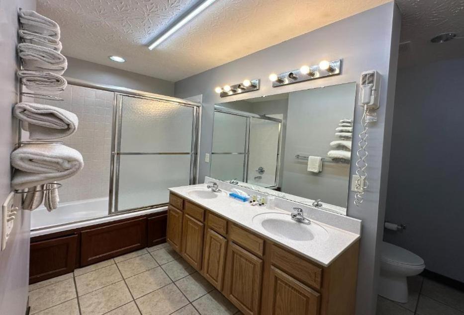 Fairway Inn Florence Indiana ภายนอก รูปภาพ