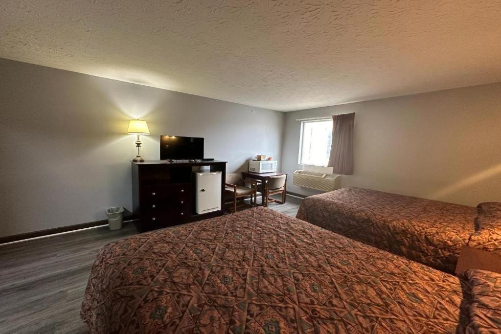 Fairway Inn Florence Indiana ภายนอก รูปภาพ