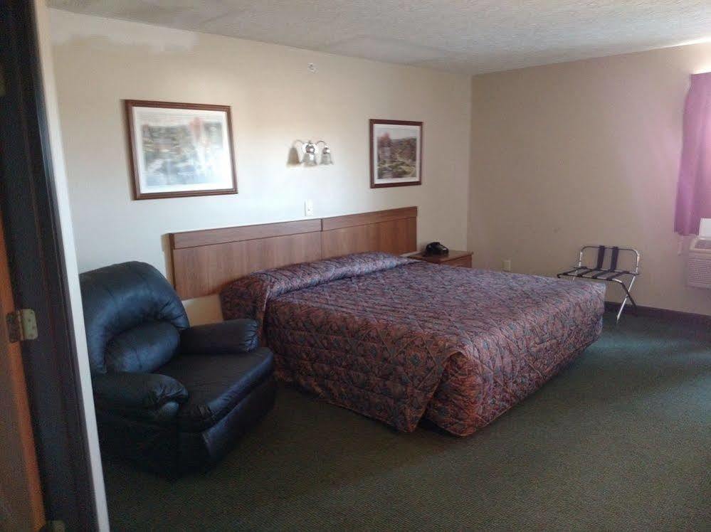 Fairway Inn Florence Indiana ภายนอก รูปภาพ